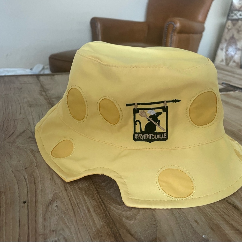 Disney parks chef remy ratatouille cheese bucket hat 2024 theme park exclusive